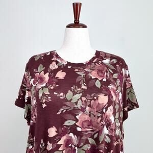 Maurices Soft Rayon Moody Floral Burgundy Crewneck Short Sleeve Top NWT